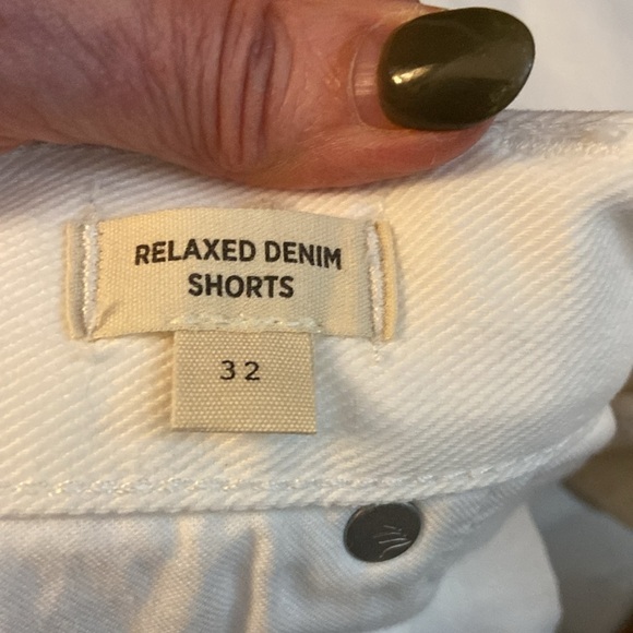 NWOT Madewell Relaxed Denim Shorts in Tile White size 32 - Picture 9 of 11